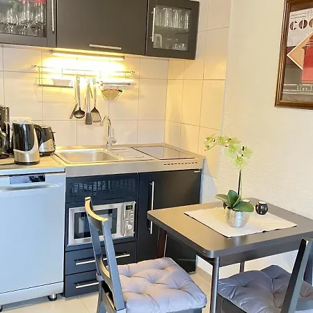 Beyer Apartment *